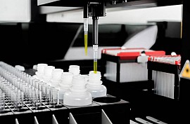 Máy xét nghiệm ELISA tự động 5+2 khay